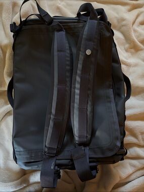 Baboon to the Moon Go Bag Small 40L Grey - NEVER USED
